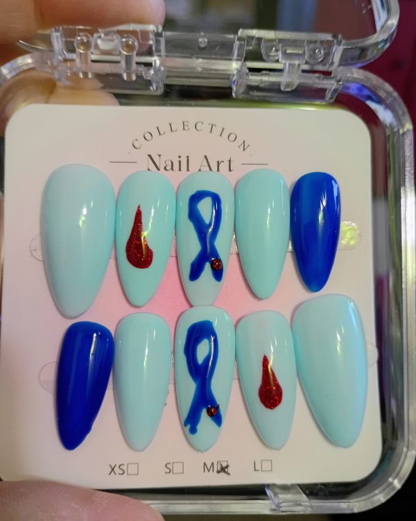 Diabetes awareness nails